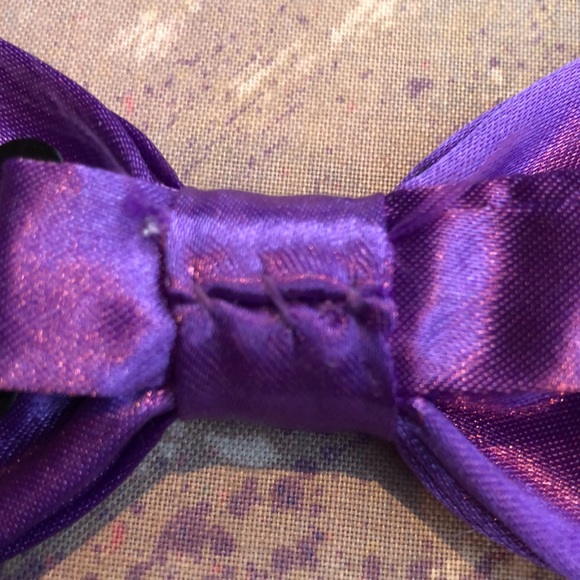 NWOT purple satin bowtie, pre-tied - Picture 11 of 11
